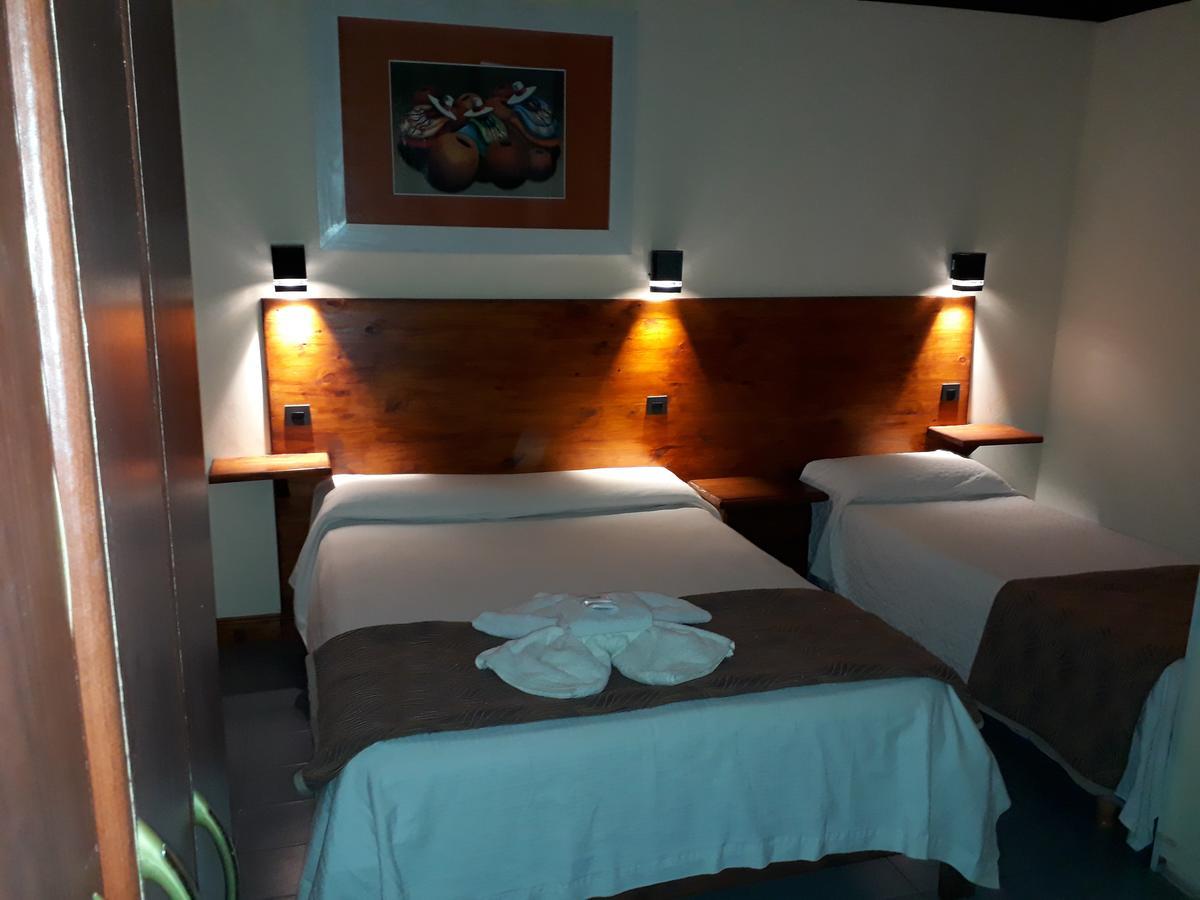 Nuevo Hotel Belgrano San Nicolás de los Arroyos Esterno foto